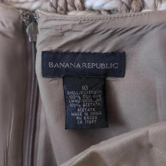 Banana Republic Vintage Khaki Silk Skirt - Picture 5 of 6